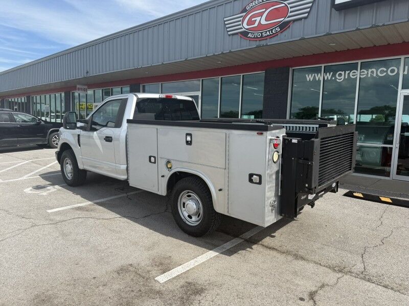 2019 Ford F-250 XL photo 2