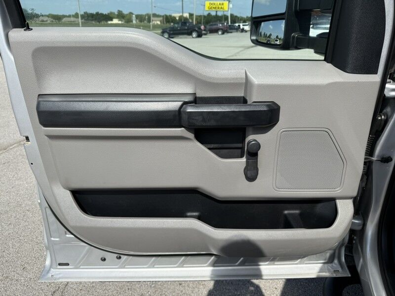 2019 Ford Super Duty F-250 Utility w/ Lift XL Collinsville OK