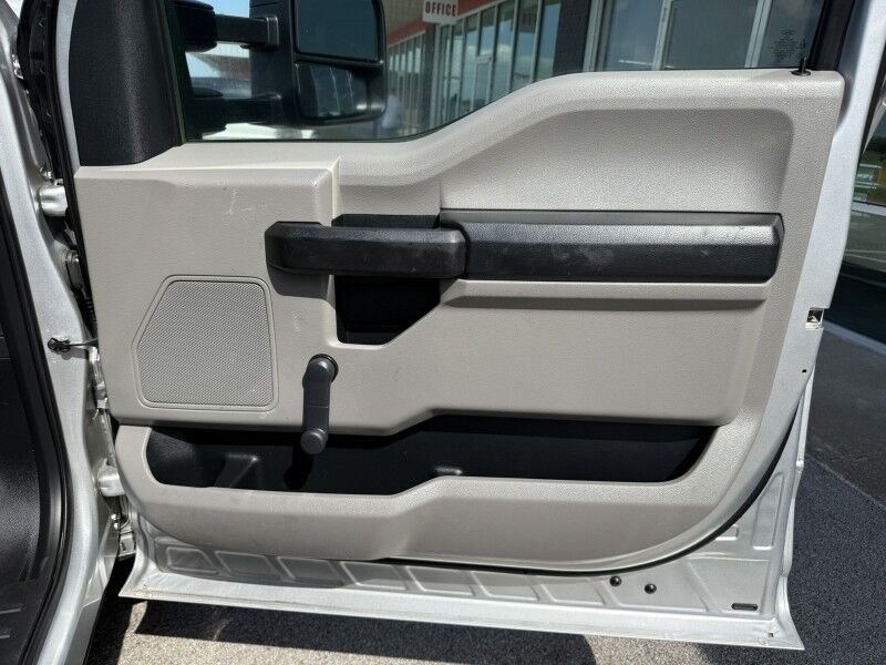 2019 Ford Super Duty F-250 Utility w/ Lift XL Collinsville OK