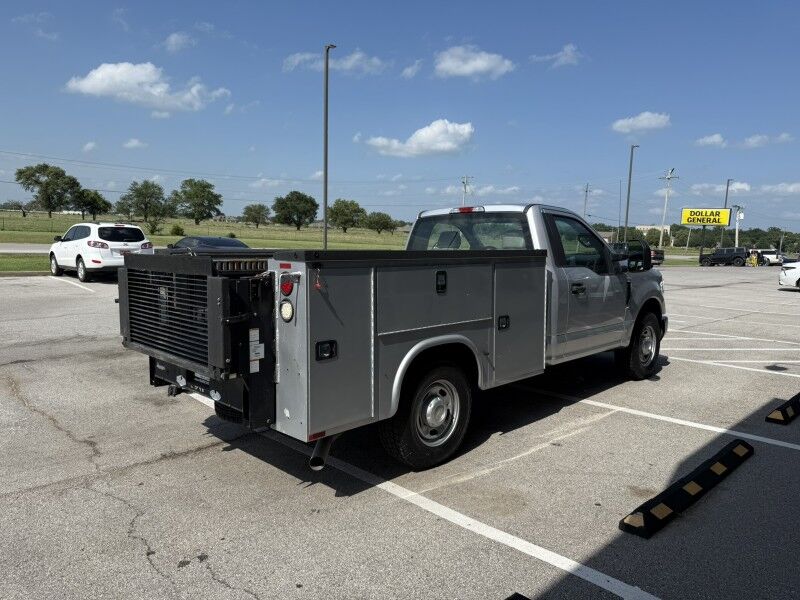 2019 Ford Super Duty F-250 Utility w/ Lift XL Collinsville OK