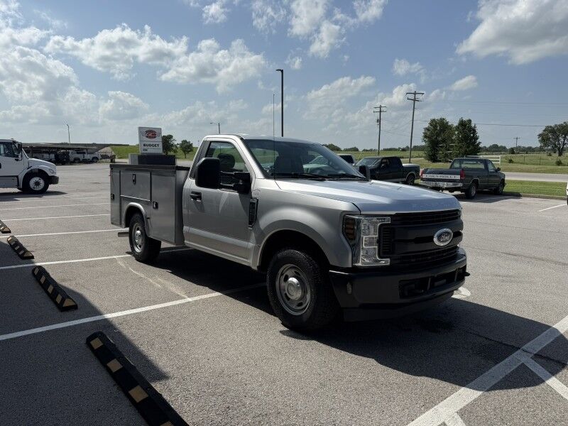 2019 Ford Super Duty F-250 Utility w/ Lift XL Collinsville OK