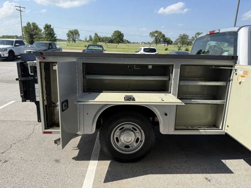 2019 Ford Super Duty F-250 Utility w/ Lift XL Collinsville OK