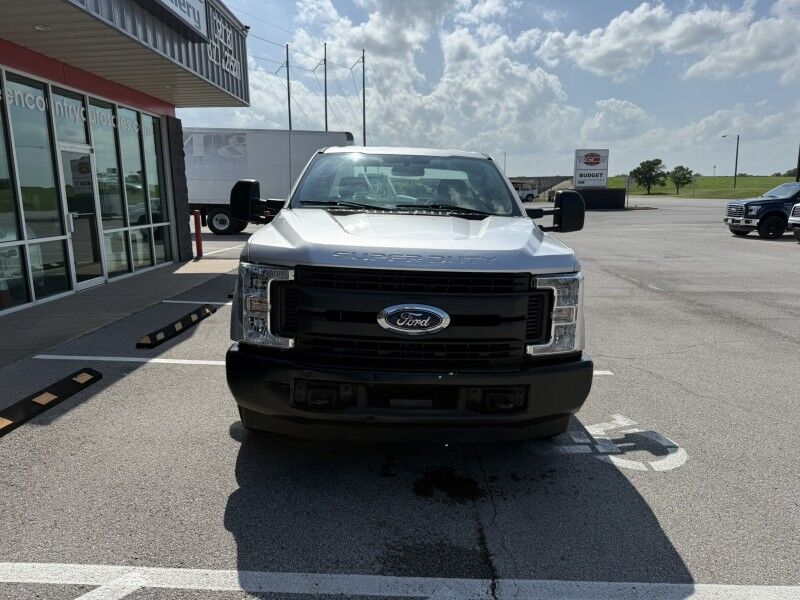 2019 Ford Super Duty F-250 Utility w/ Lift XL Collinsville OK