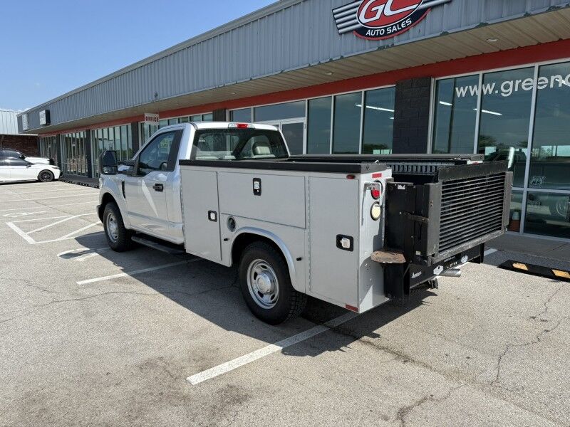 2019 Ford Super Duty F-250 Utility w/ Lift XL Collinsville OK