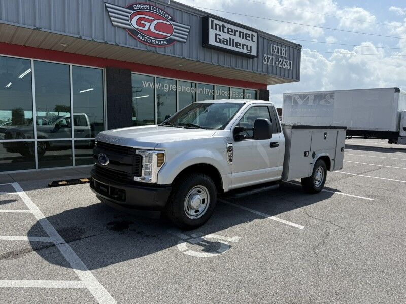 2019 Ford Super Duty F-250 Utility w/ Lift XL Collinsville OK