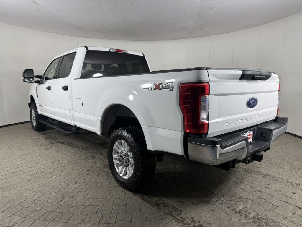 2019 Ford Super Duty F-250 XLT 4WD Crew Cab 8' Box 6.7L Diesel Maumee OH