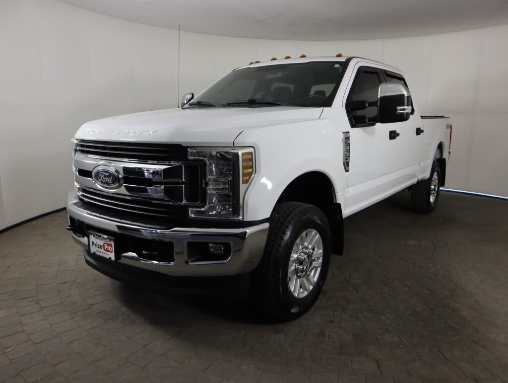 2019 Ford Super Duty F-250 XLT 4WD Crew Cab w/Navigation Maumee OH