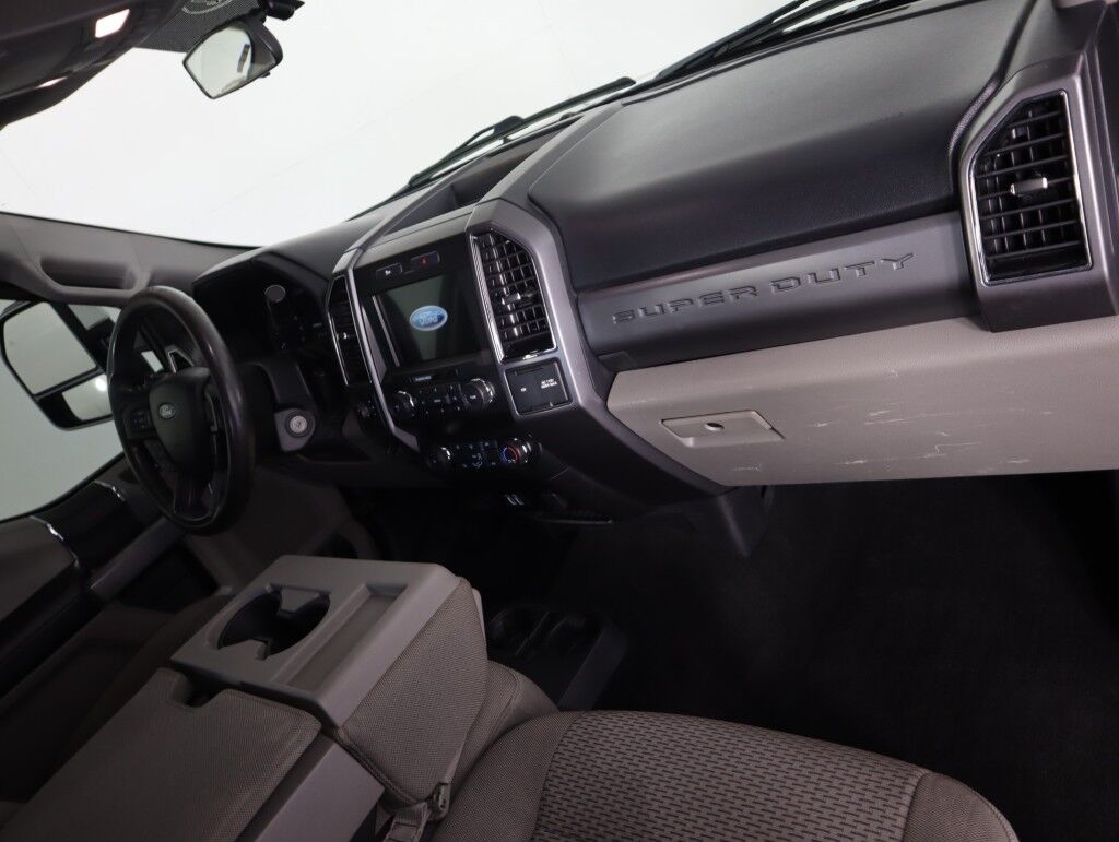 2019 Ford Super Duty F-250 XLT 4WD Crew Cab w/Navigation Maumee OH
