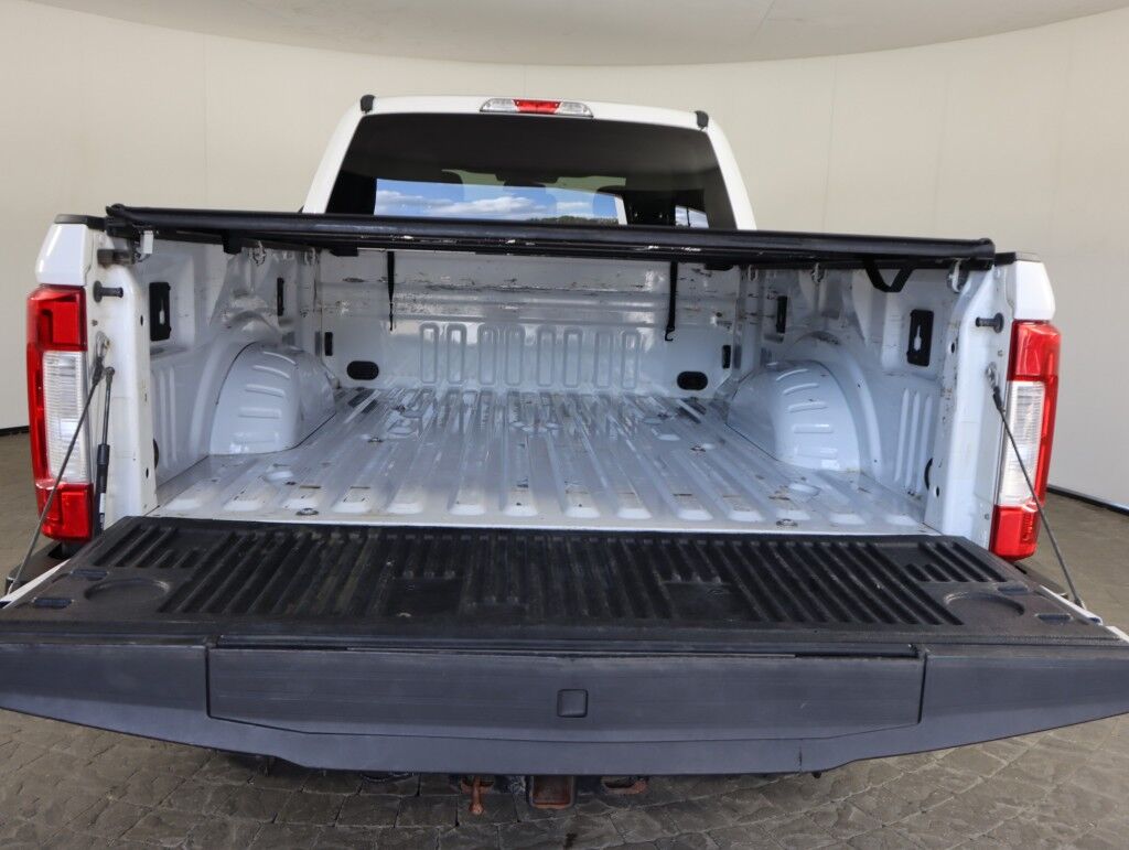 2019 Ford Super Duty F-250 XLT 4WD Crew Cab w/Navigation Maumee OH