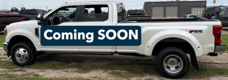 2019 Ford Super Duty F-350 COMING SOON King Ranch Chrome Pkg Dually 6.7L Diesel New Tires Arlington TX