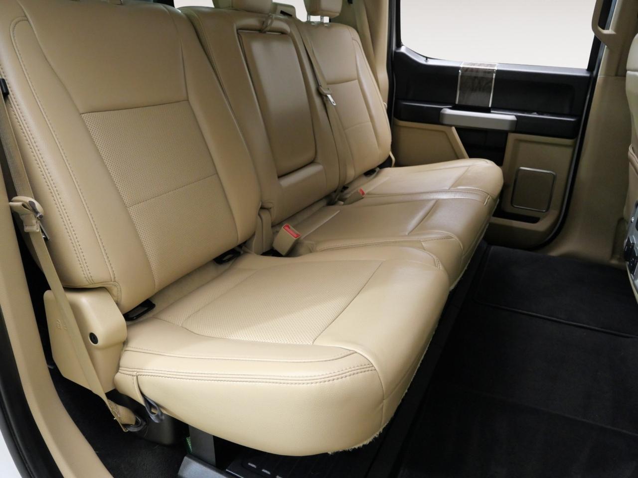 2019 Ford Super Duty F-350 DRW Lariat FX4 6.7L Power Stroke 4x4 Mansfield TX