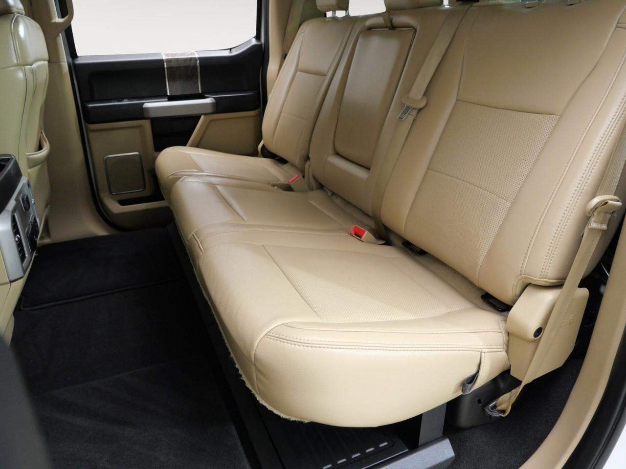 2019 Ford Super Duty F-350 DRW Lariat FX4 6.7L Power Stroke 4x4 Mansfield TX