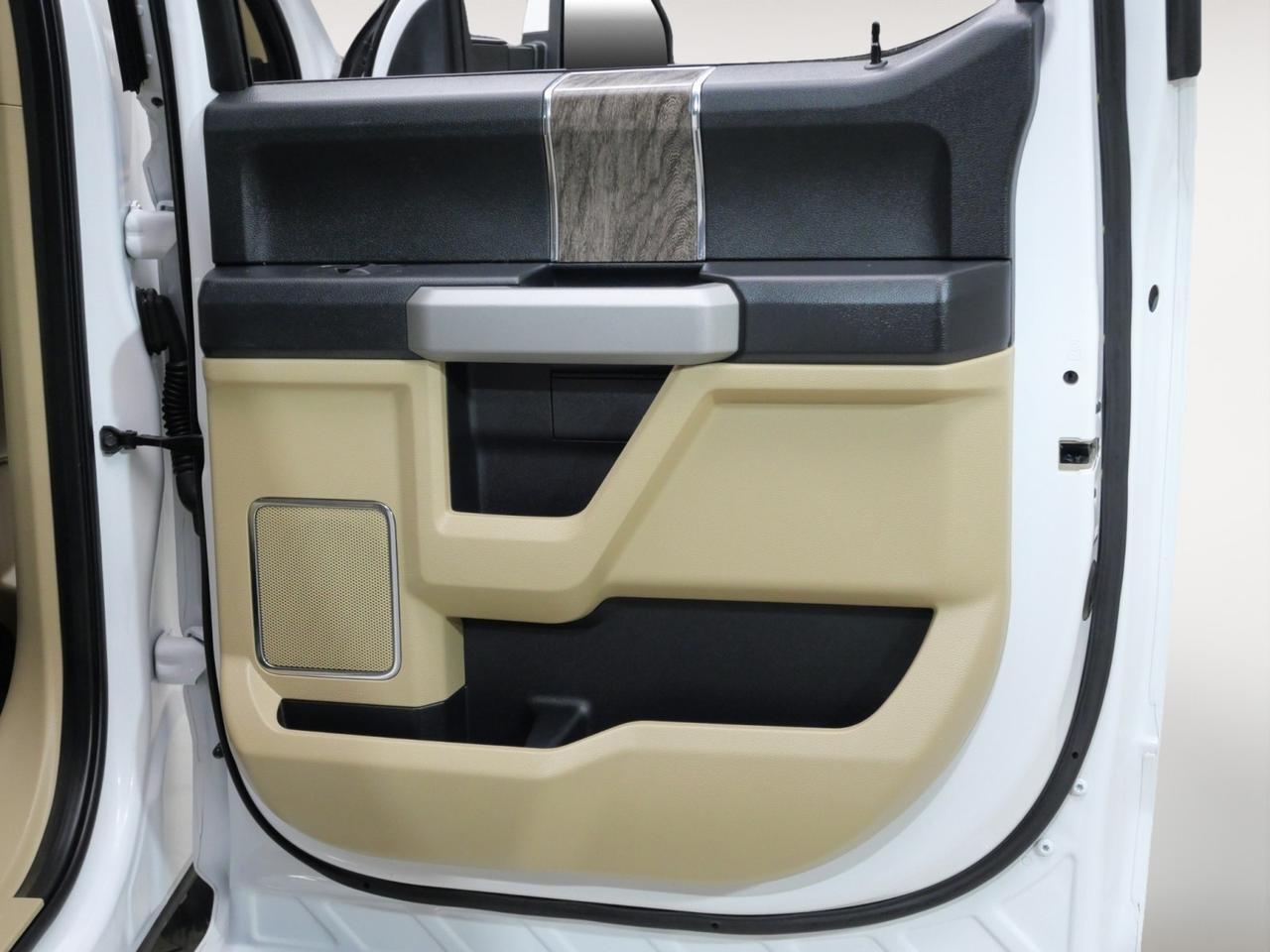 2019 Ford Super Duty F-350 DRW Lariat FX4 6.7L Power Stroke 4x4 Mansfield TX