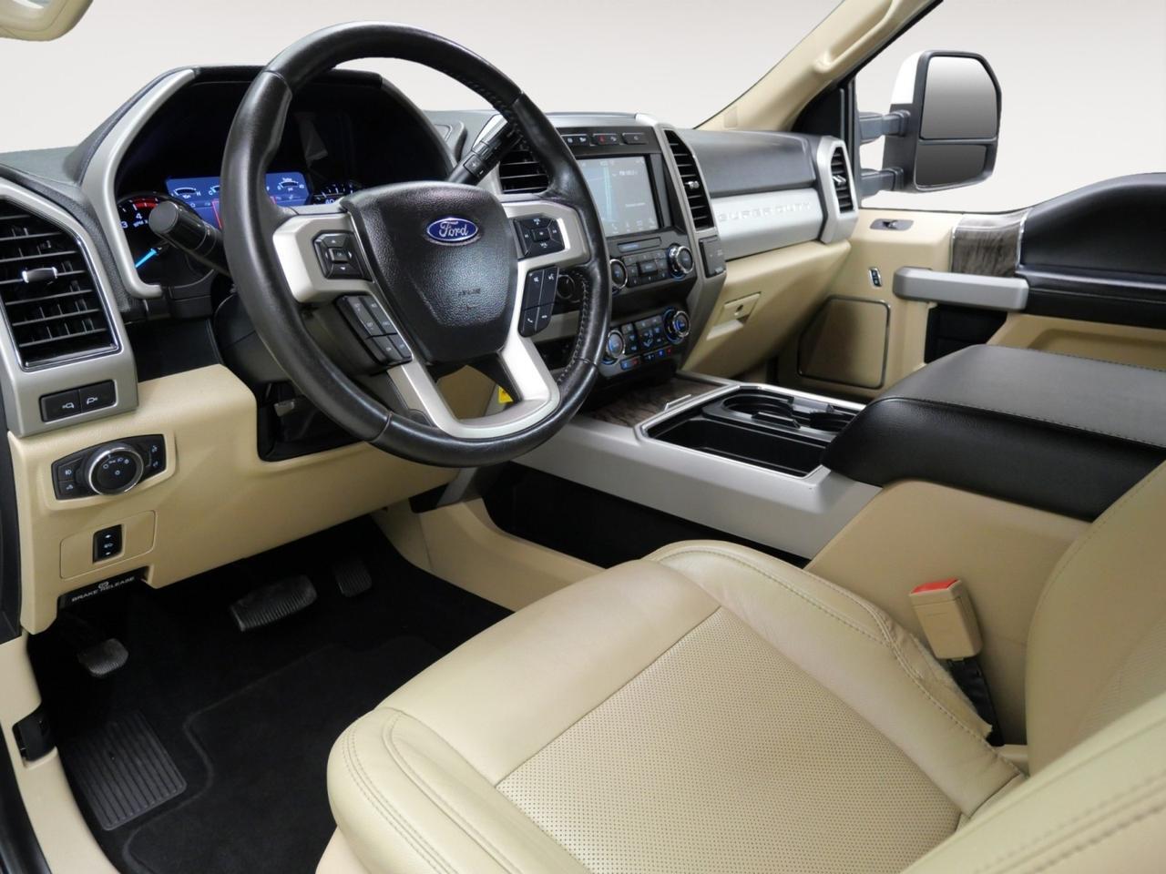 2019 Ford Super Duty F-350 DRW Lariat FX4 6.7L Power Stroke 4x4 Mansfield TX