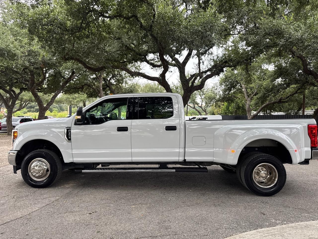2019 Ford Super Duty F-350 DRW XLT Spring Branch TX