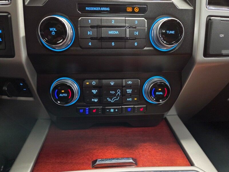 2019 Ford Super Duty F-350 King Ranch Ultimate Chrome Pkg Dually 6.7L Diesel FREE WARRANTY Arlington TX