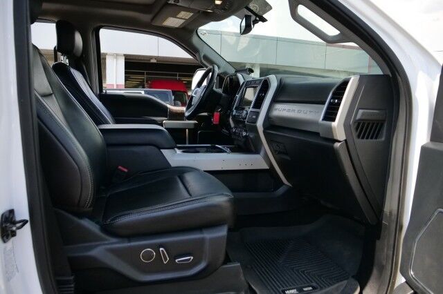 2019 Ford Super Duty F-350 LARIAT 4X4 / Wheels & Tires Upgrade / Diesel! High Point NC