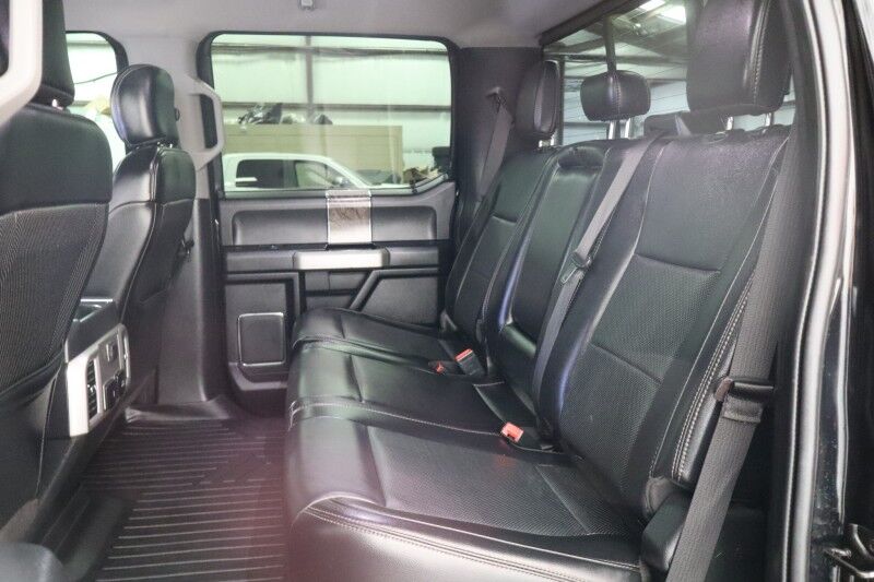 2019 Ford Super Duty F-350 LARIAT Dually Lifted 6.7L Diesel GPS Nav 37in Tires FREE WARRANTY Arlington TX