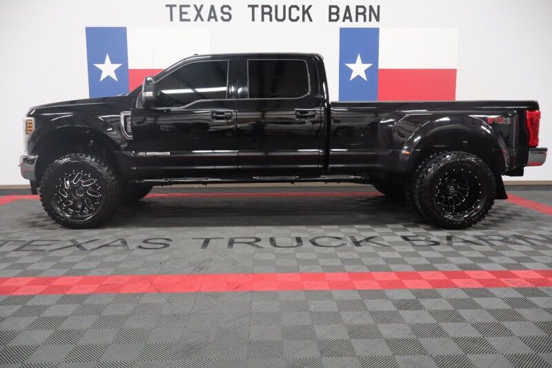 2019 Ford Super Duty F-350 LARIAT Dually Lifted 6.7L Diesel GPS Nav 37in Tires FREE WARRANTY
