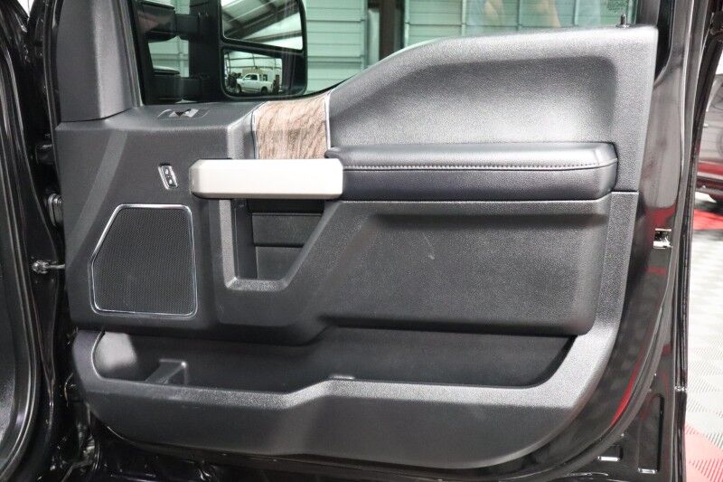 2019 Ford Super Duty F-350 LARIAT Dually Lifted 6.7L Diesel GPS Nav 37in Tires FREE WARRANTY Arlington TX