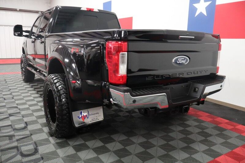 2019 Ford Super Duty F-350 LARIAT Dually Lifted 6.7L Diesel GPS Nav 37in Tires FREE WARRANTY Arlington TX