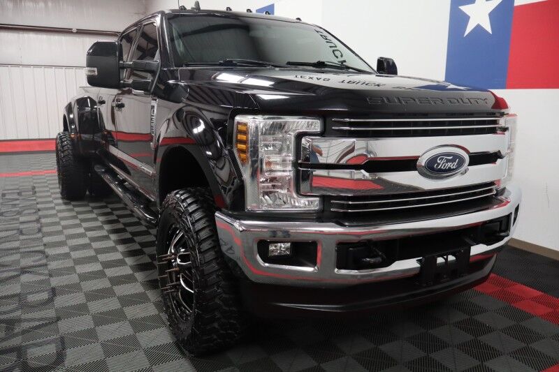 2019 Ford Super Duty F-350 LARIAT Dually Lifted 6.7L Diesel GPS Nav 37in Tires FREE WARRANTY Arlington TX