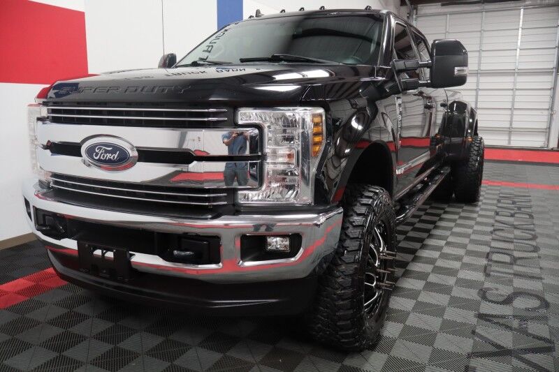 2019 Ford Super Duty F-350 LARIAT Dually Lifted 6.7L Diesel GPS Nav 37in Tires FREE WARRANTY
