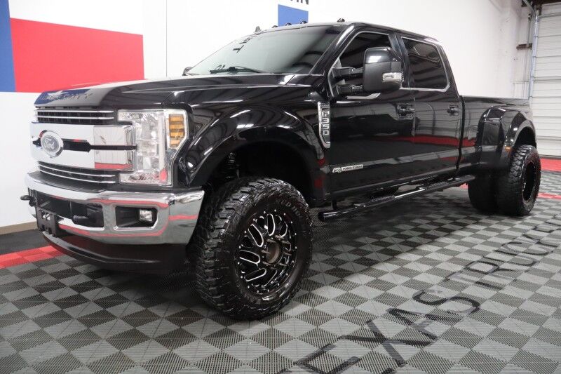 2019 Ford Super Duty F-350 LARIAT Dually Lifted 6.7L Diesel GPS Nav 37in Tires FREE WARRANTY