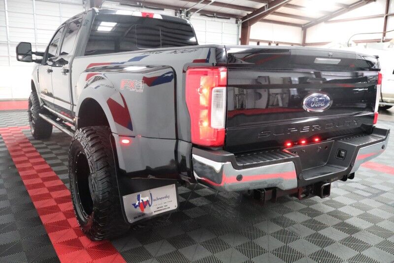 2019 Ford Super Duty F-350 LARIAT Dually Lifted 6.7L Diesel GPS Nav 37in Tires FREE WARRANTY Arlington TX