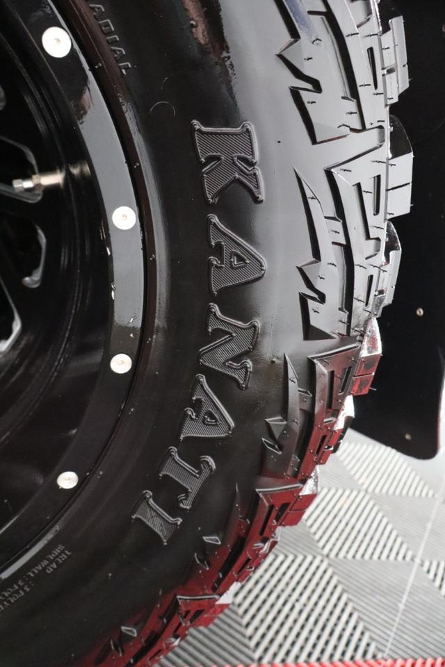 2019 Ford Super Duty F-350 LARIAT Dually Lifted 6.7L Diesel GPS Nav 37in Tires FREE WARRANTY Arlington TX