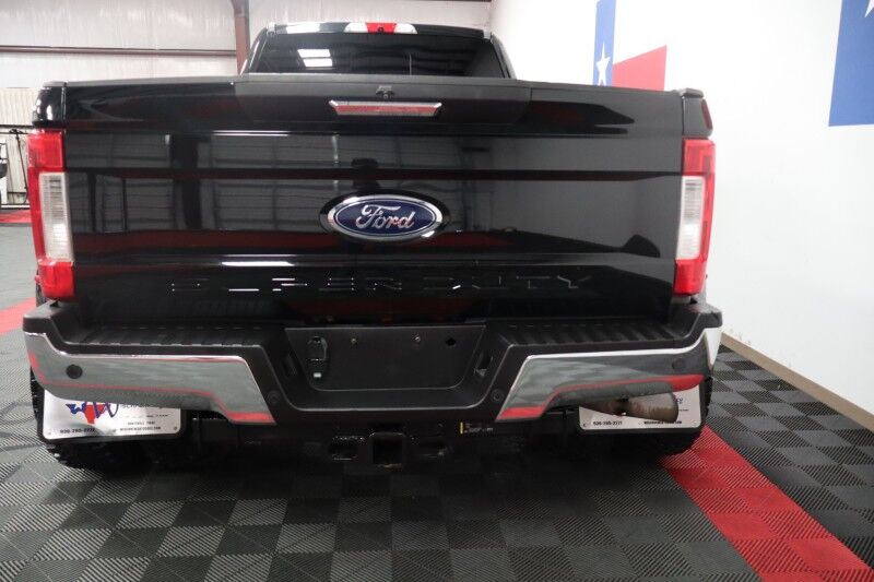 2019 Ford Super Duty F-350 LARIAT Dually Lifted 6.7L Diesel GPS Nav 37in Tires FREE WARRANTY Arlington TX