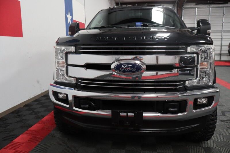 2019 Ford Super Duty F-350 LARIAT Dually Lifted 6.7L Diesel GPS Nav 37in Tires FREE WARRANTY Arlington TX