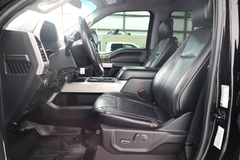 2019 Ford Super Duty F-350 LARIAT Dually Lifted 6.7L Diesel GPS Nav 37in Tires FREE WARRANTY Arlington TX