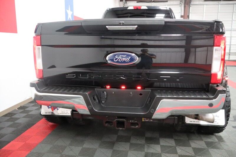 2019 Ford Super Duty F-350 LARIAT Dually Lifted 6.7L Diesel GPS Nav 37in Tires FREE WARRANTY Arlington TX