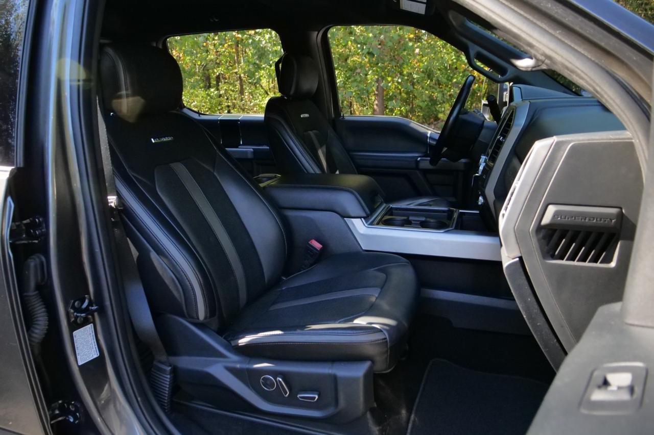 2019 Ford Super Duty F-350 Platinum 4X4 / Tire Upgrade / Diesel / Massage Seats High Point NC