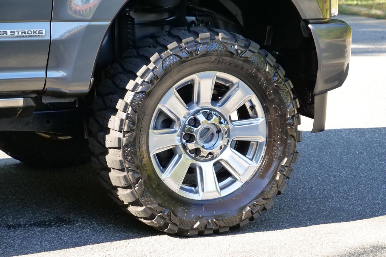 2019 Ford Super Duty F-350 Platinum 4X4 / Tire Upgrade / Diesel / Massage Seats High Point NC