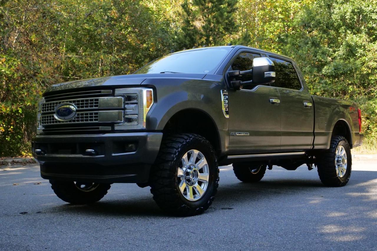 2019 Ford Super Duty F-350 Platinum 4X4 / Tire Upgrade / Diesel / Massage Seats High Point NC