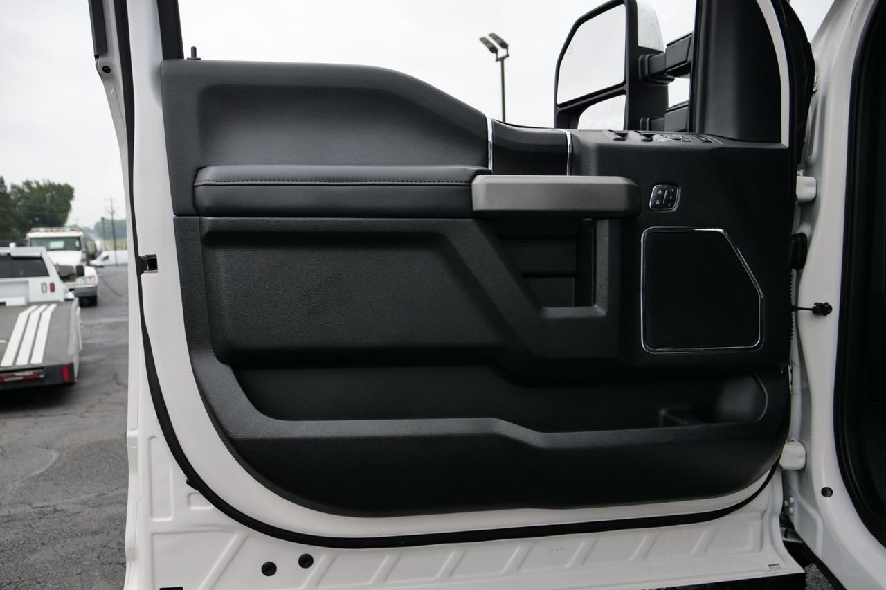2019 Ford Super Duty F-350 Platinum 4X4 / Wheel & Tire Upgrade / 6.7L V8 Diesel! Lincolnton NC