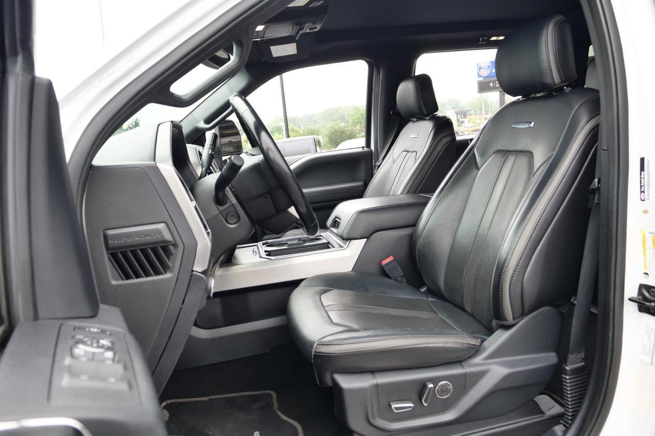 2019 Ford Super Duty F-350 Platinum 4X4 / Wheel & Tire Upgrade / 6.7L V8 Diesel! Lincolnton NC