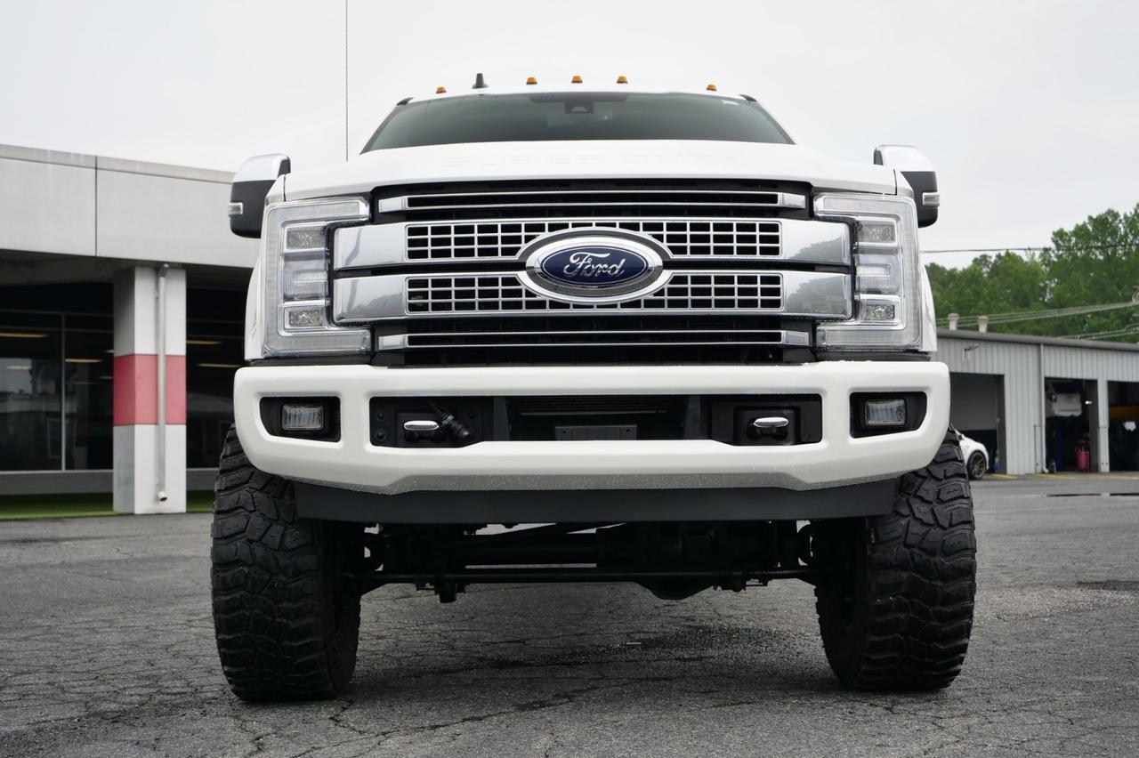 2019 Ford Super Duty F-350 Platinum 4X4 / Wheel & Tire Upgrade / 6.7L V8 Diesel! Lincolnton NC
