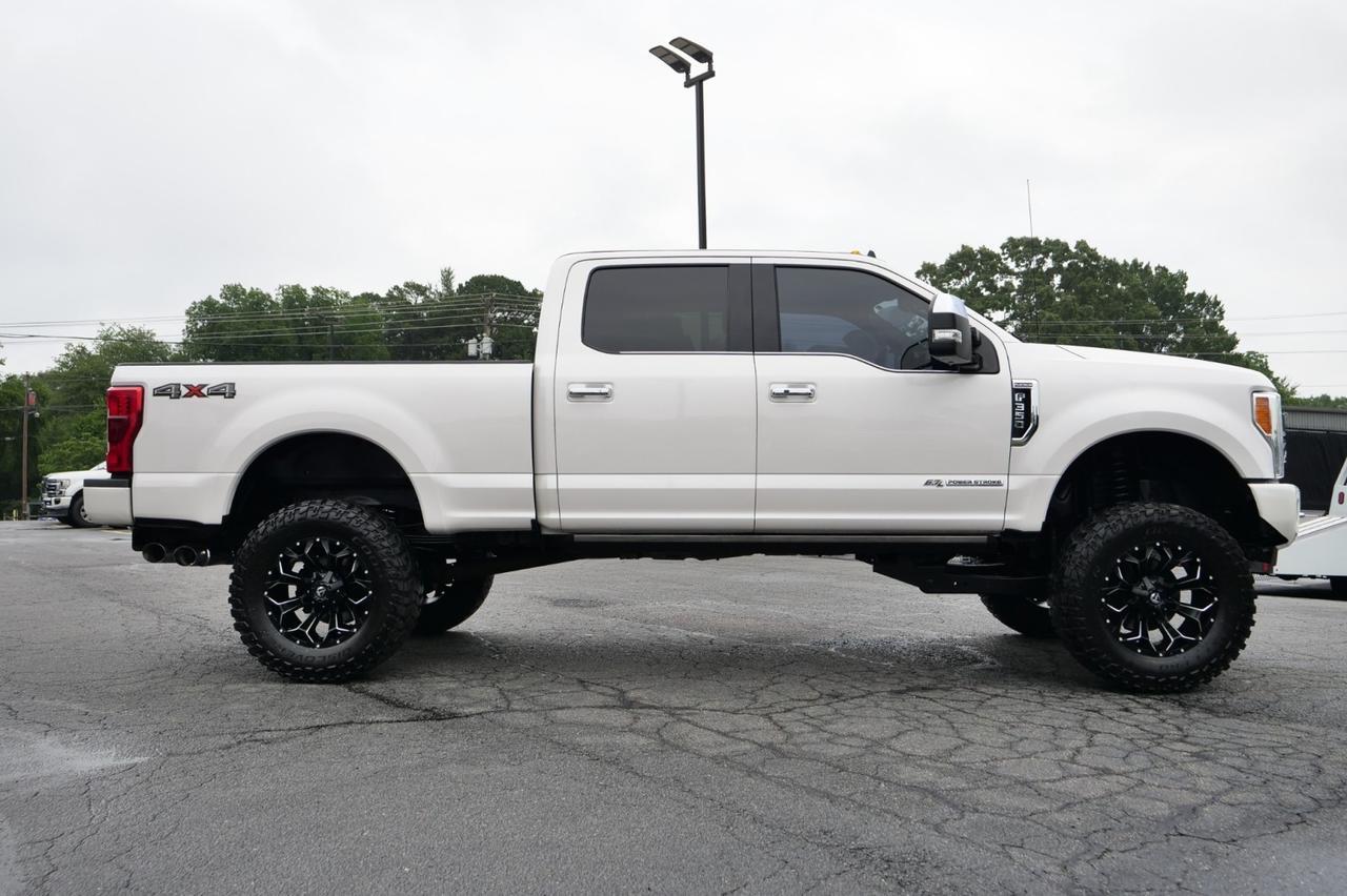 2019 Ford Super Duty F-350 Platinum 4X4 / Wheel & Tire Upgrade / 6.7L V8 Diesel! Lincolnton NC
