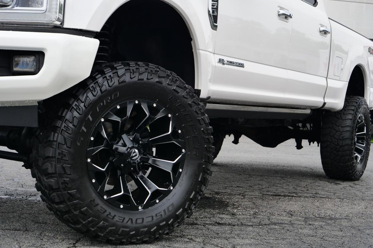 2019 Ford Super Duty F-350 Platinum 4X4 / Wheel & Tire Upgrade / 6.7L V8 Diesel! Lincolnton NC
