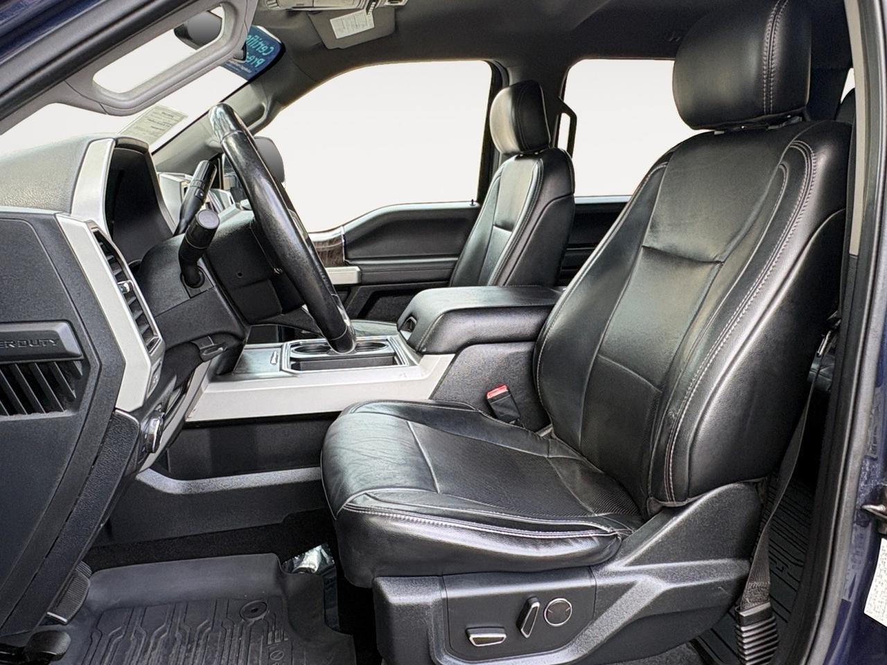 2019 Ford Super Duty F-350 SRW LARIAT, RUNNING BOARDS, 5TH WHEEL/GOOSENECK TOW PACKAGE, 360 BACKUP CAMERA WITH PARKING SENSORS, REMOTE START, HEATED & VENTILATED SEATS, CLEAN CARFAX, SUPER DUTY, SUPER TOUGH FOR YOU!