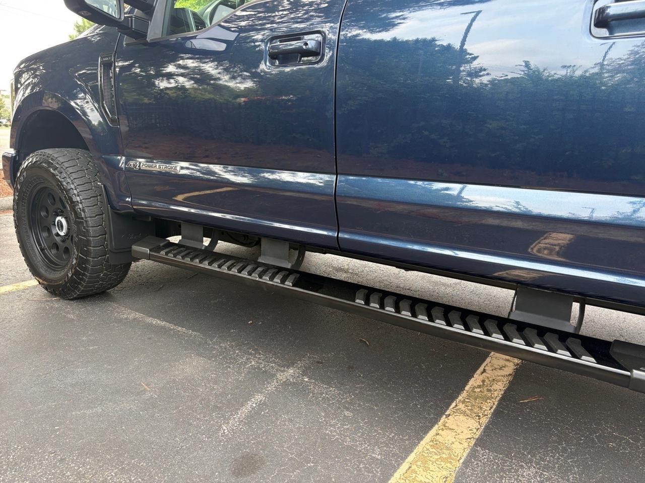 2019 Ford Super Duty F-350 SRW LARIAT, RUNNING BOARDS, 5TH WHEEL/GOOSENECK TOW PACKAGE, 360 BACKUP CAMERA WITH PARKING SENSORS, REMOTE START, HEATED & VENTILATED SEATS, CLEAN CARFAX, SUPER DUTY, SUPER TOUGH FOR YOU! Virginia Beach VA