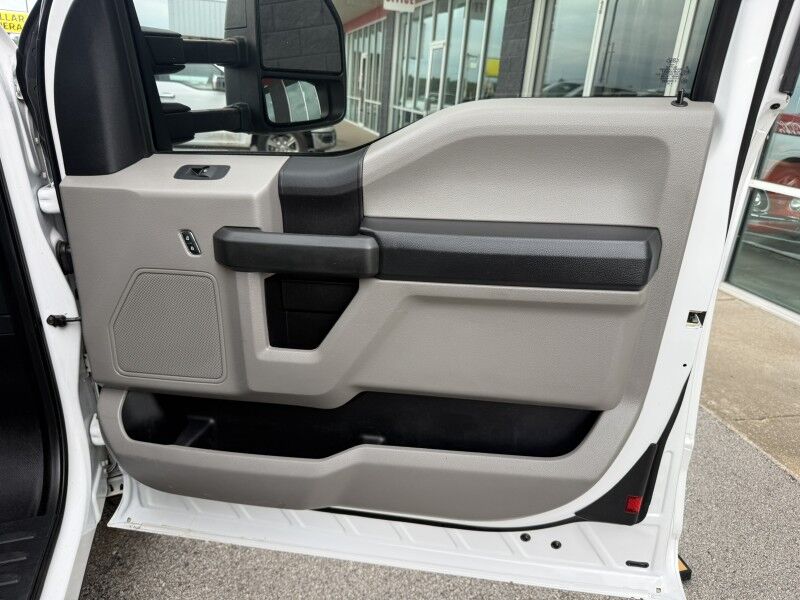2019 Ford Super Duty F-350 SRW Utility XL Collinsville OK