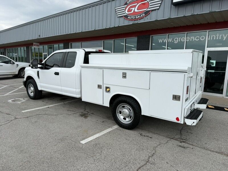 2019 Ford Super Duty F-350 SRW Utility XL Collinsville OK