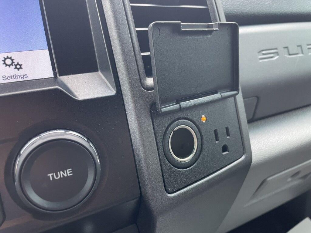 2019 Ford Super Duty F-350 SRW XL~ONLINE FINANCE~4X4~6.8' BED LENGTH~BLUETOOTH~CRUISE CONTROL~REARVIEW CAMERA Sarasota FL