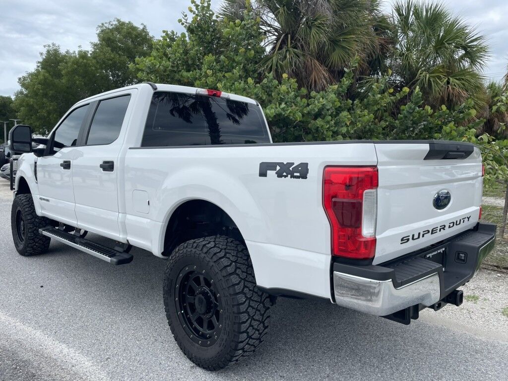 2019 Ford Super Duty F-350 SRW XL~ONLINE FINANCE~4X4~6.8' BED LENGTH~BLUETOOTH~CRUISE CONTROL~REARVIEW CAMERA Sarasota FL