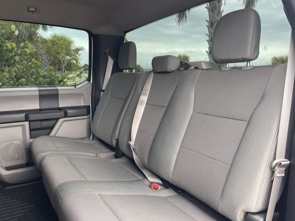 2019 Ford Super Duty F-350 SRW XL~ONLINE FINANCE~4X4~6.8' BED LENGTH~BLUETOOTH~CRUISE CONTROL~REARVIEW CAMERA Sarasota FL