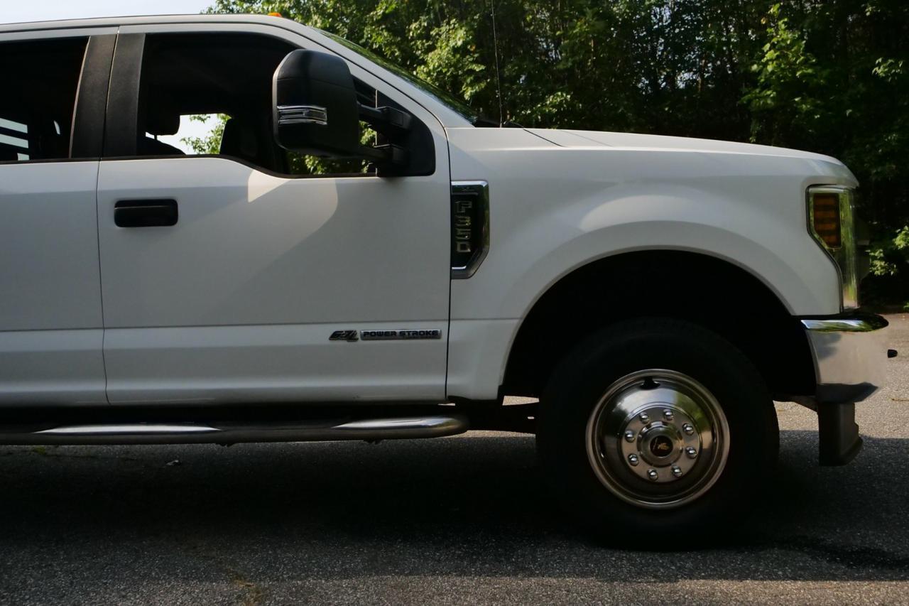 2019 Ford Super Duty F-350 XL 4X4 / DRW / HILLSBORO G1 STEEL FLAT BED! Lincolnton NC
